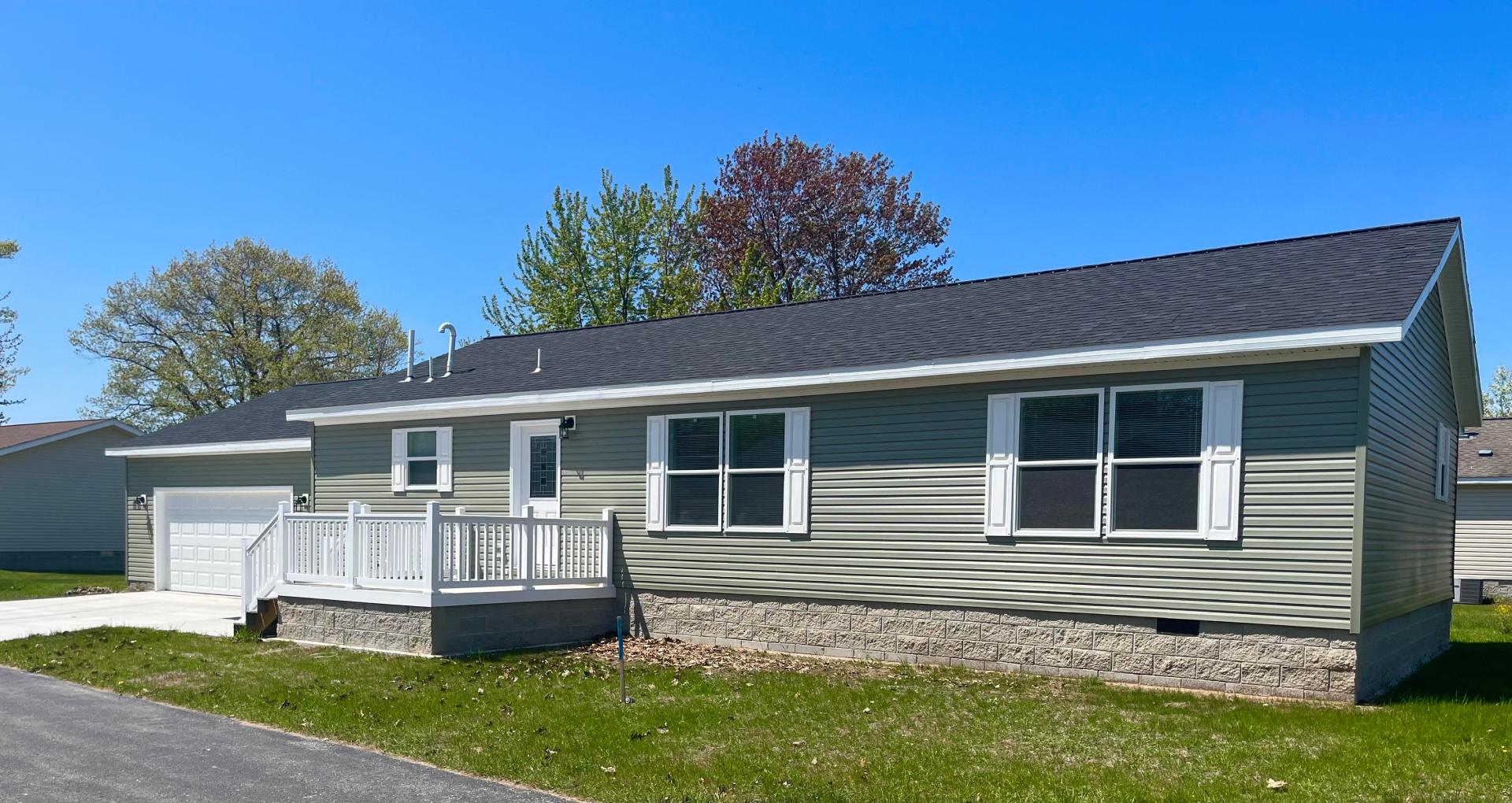 SOLD Lake Bluff Retirement Village Lot 33 Westlake Ranch Homes 3W1051P